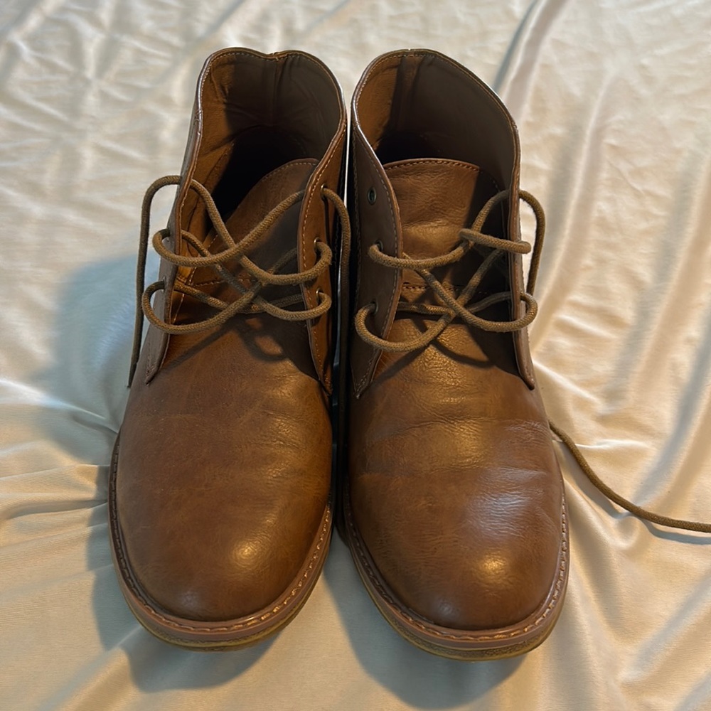 Men’s Old Navy casual boots